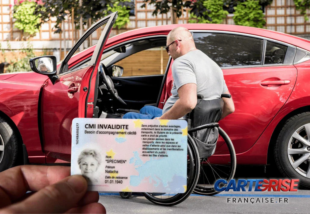 Personne en fauteuil roulant près d'un véhicule adapté — carte grise handicap CMI exonérations malus France 2026